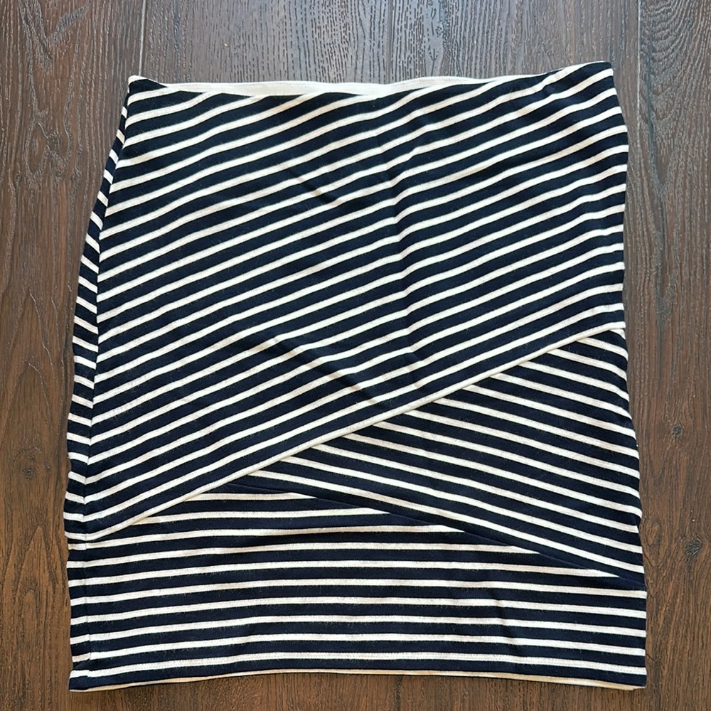 Loft Striped Black and White Women's Skirt